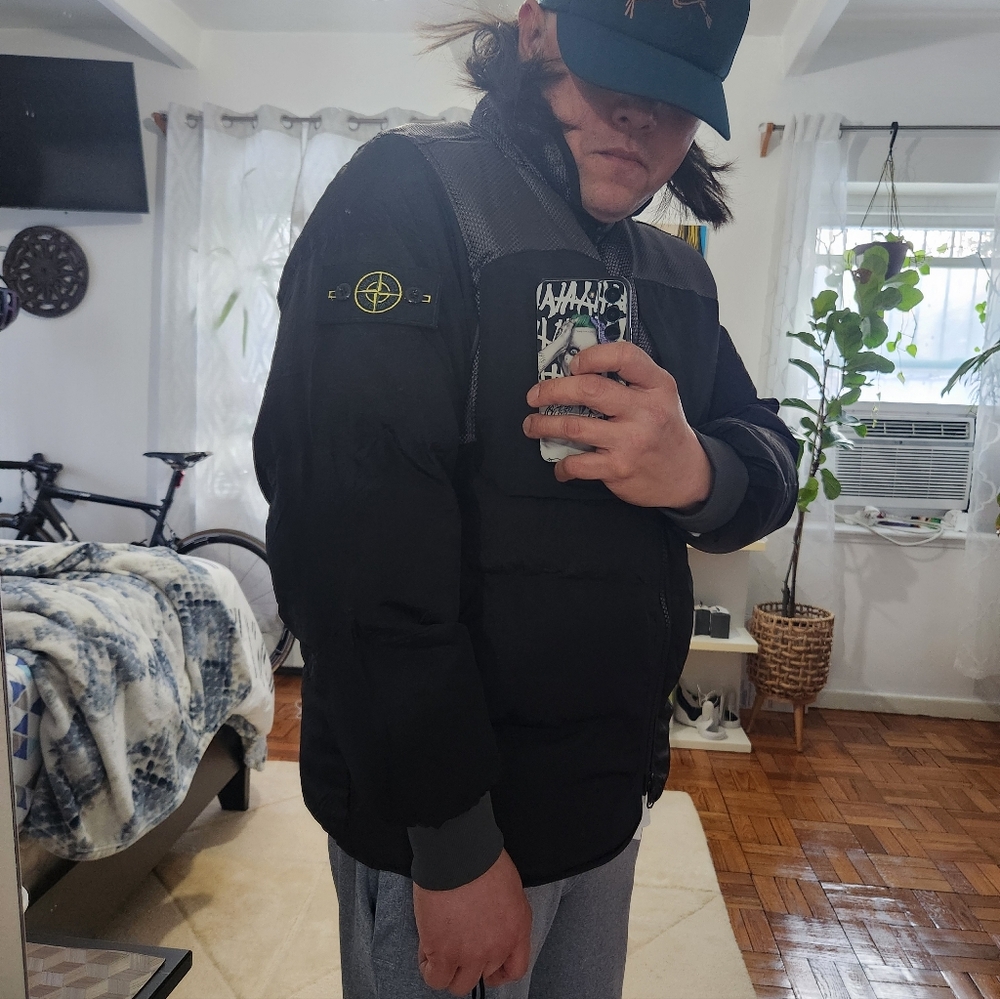 Stone Island Black and Gray Jacket - Picture 3 of 9